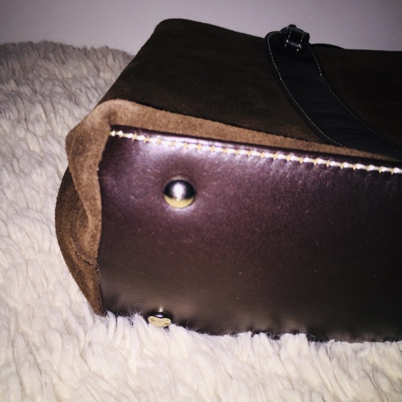 🤎 Ann Taylor Chocolate suede shoulder tote - Picture 7 of 11